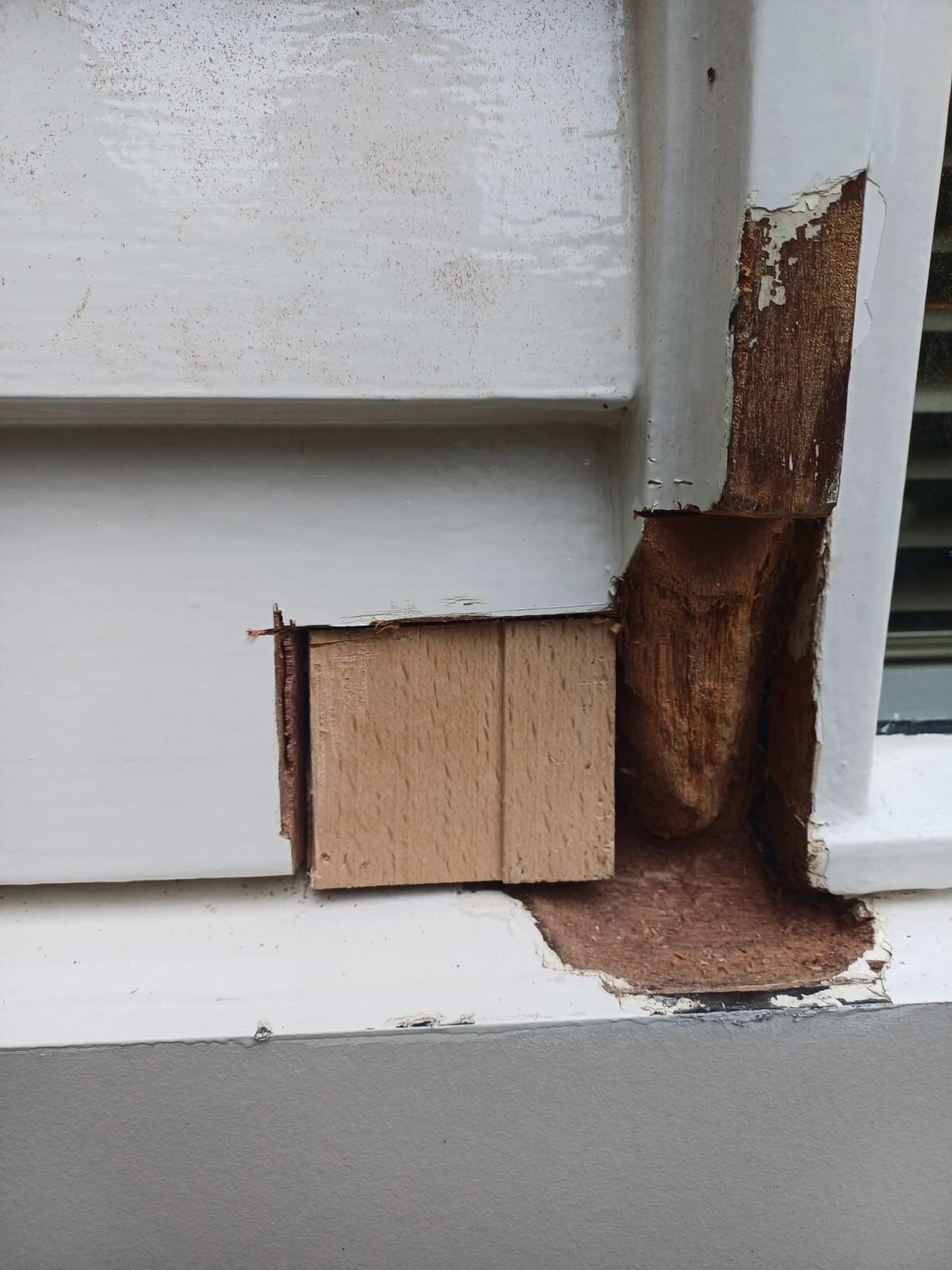 Stap 2: nieuw hout ingepast